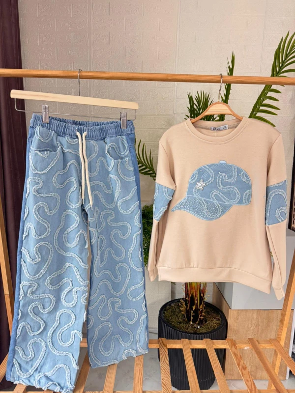 Şapka baskılı kot ikili takım