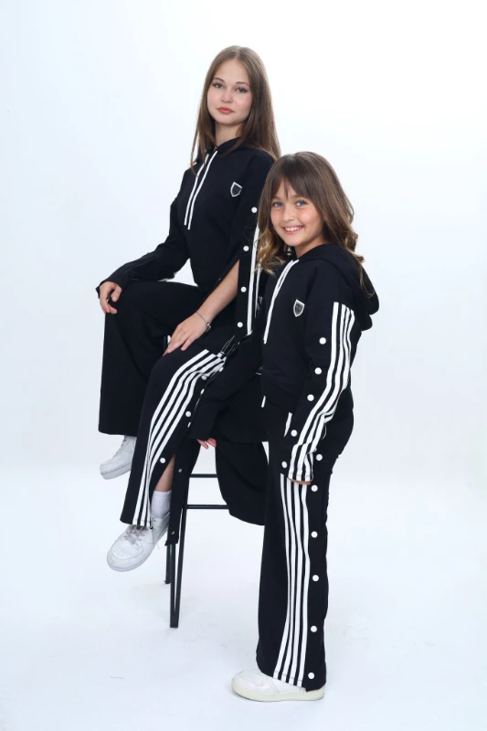 Kapşonlu garson kız takım 