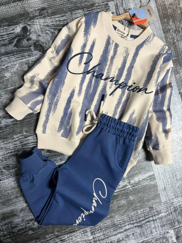 Erkek eşofman takım