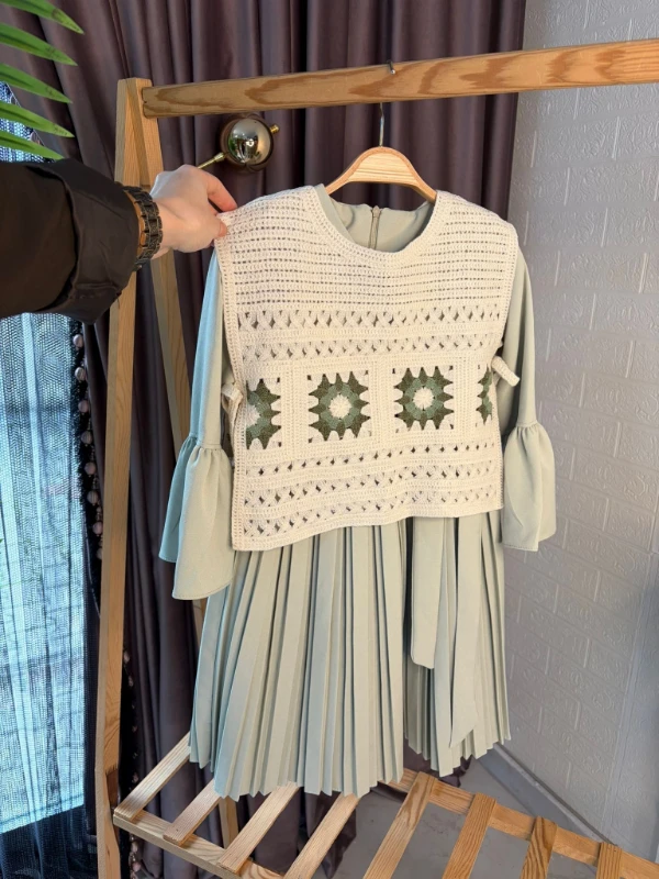 Triko süveterli elbise 