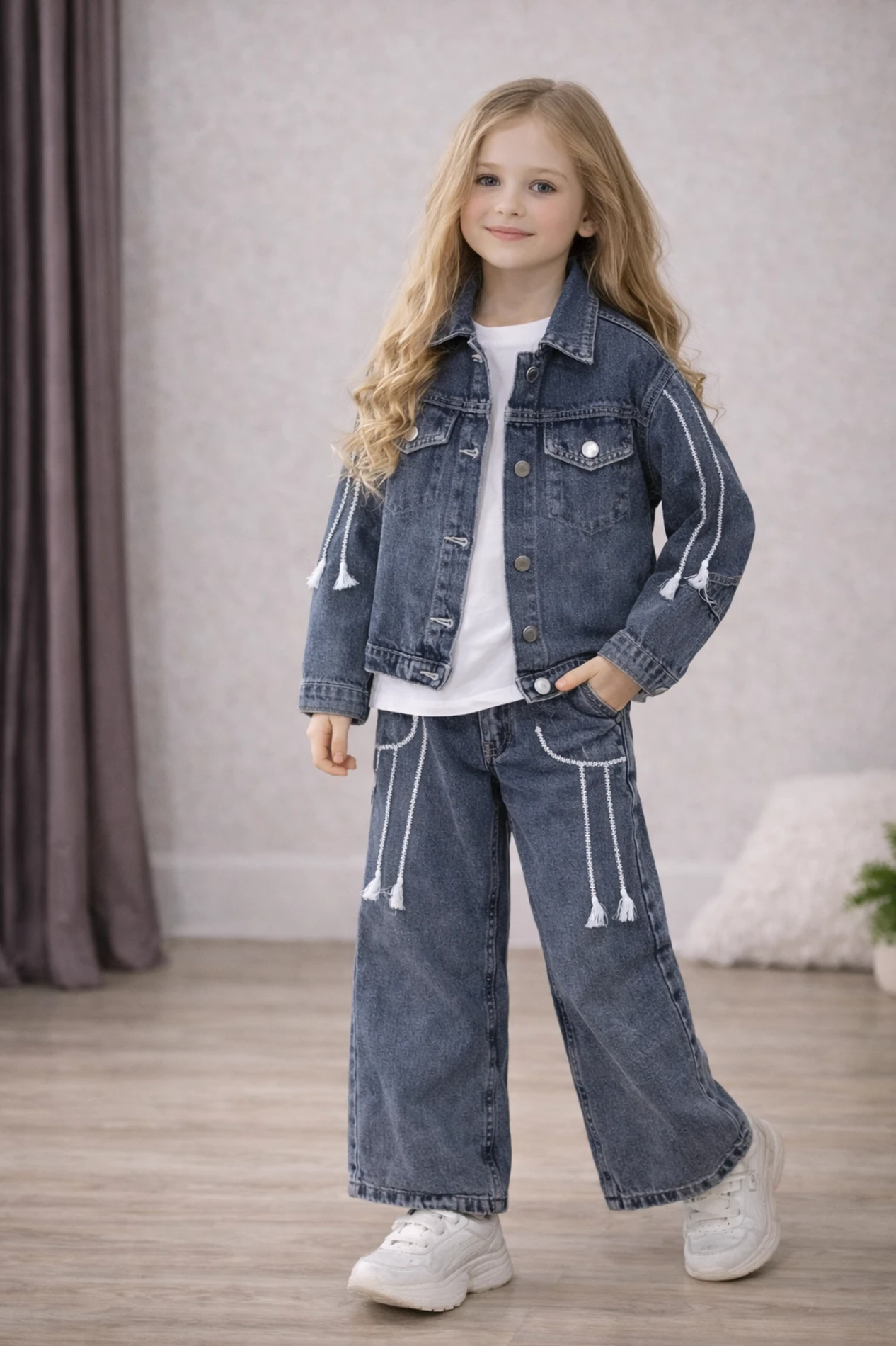 Püsküllü kot takım 